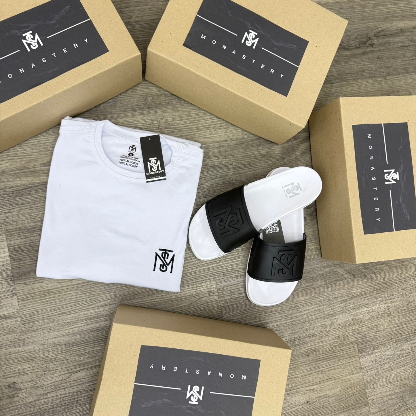 Camiseta + Sandalias Monastery 2x1