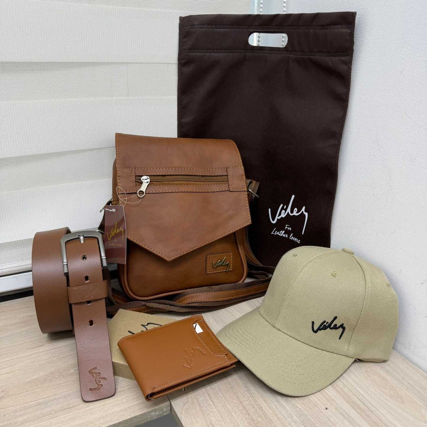 Kit Vélez Carriel | Gorra | Bolsa Vélez | Correa Vélez | Billetera Velez